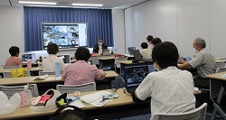 講座の一コマ